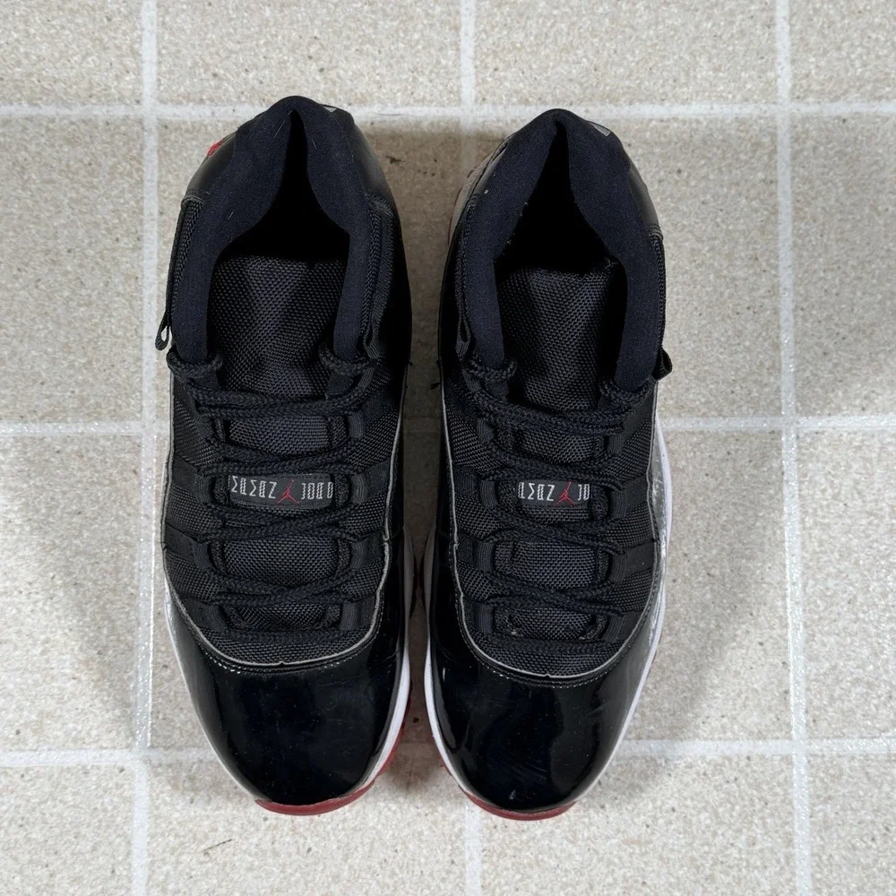 Nike Air Jordan 11 Retro Bred 2019 Size 10.5 Black Red XI 378037-061